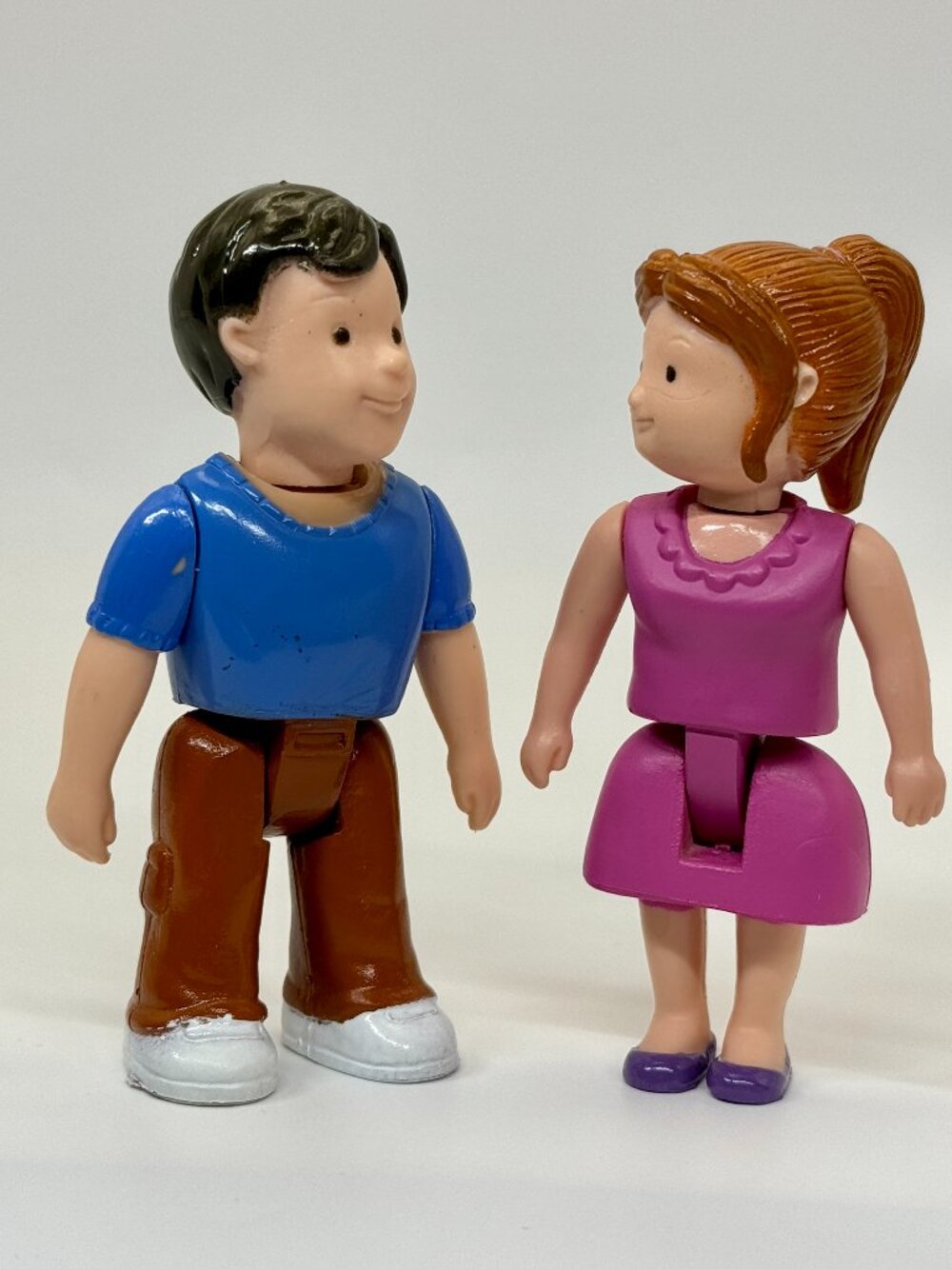 Macy's Toys R Us Happy Together Cottage MOM & DAD Couple Dollhouse Toy Figures